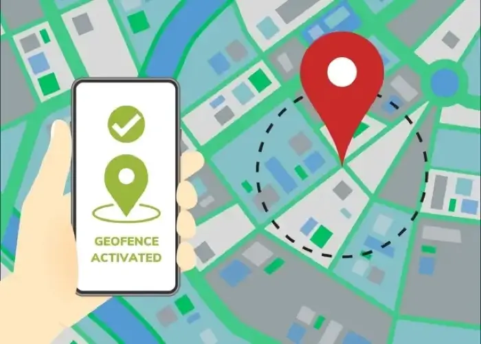 A graphic displaying a geofence and how the geofencing process activates once a user gets within range.